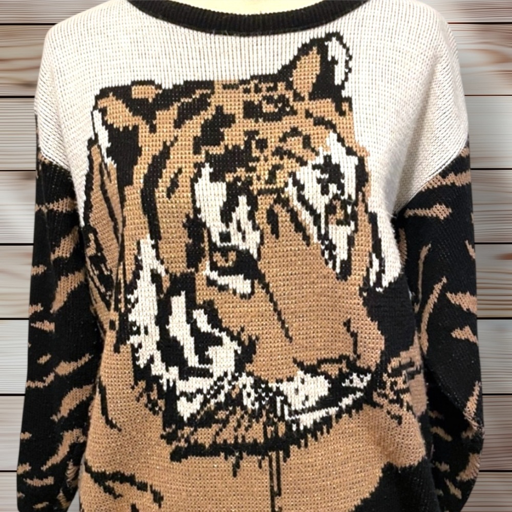 Vintage Arielle USA Tiger Kawaii Knit Metallic Weave Crew Neck Sweater Med VGUC